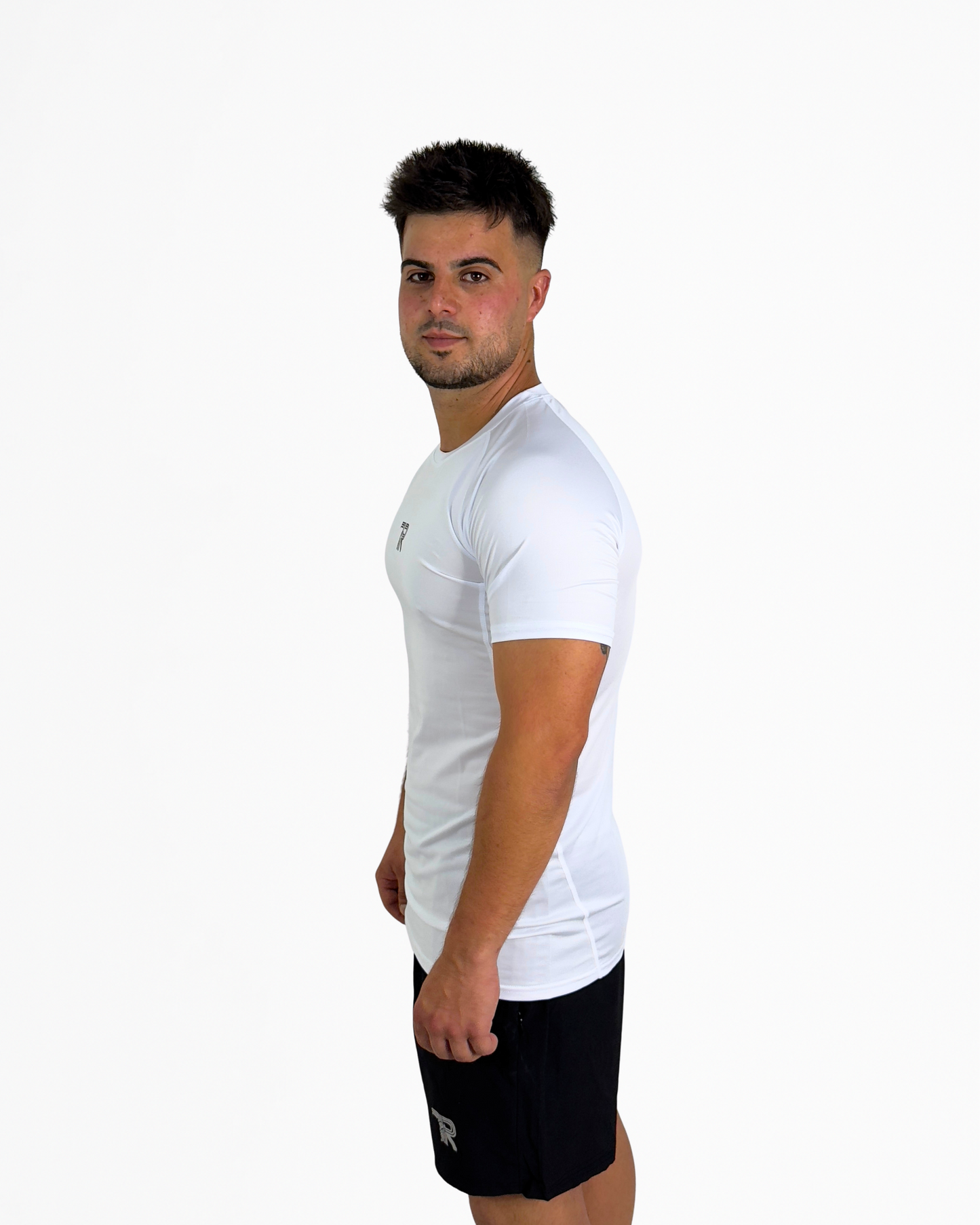 Camiseta de Compresión Deportiva TRIBERFIT – Entrenamiento, Gimnasio y Fútbol (95% Poliéster)